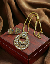 Traditional Pendant Set 0006