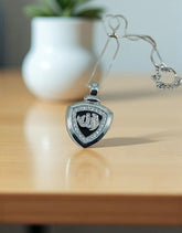 Calligraphic Pendant 0008