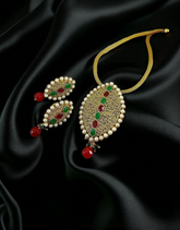 Traditional Pendant Set 0003