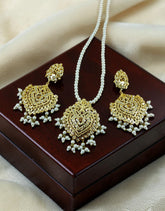 Traditional Pendant Set 0013