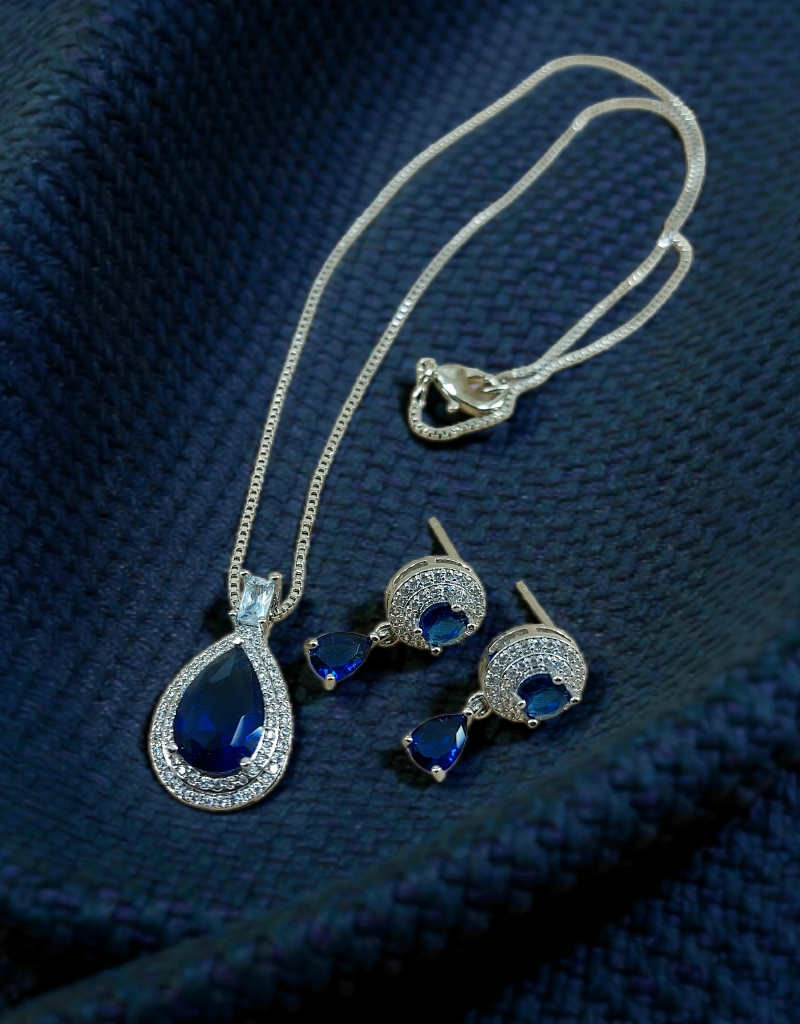 Zircons Pendant Set 0011