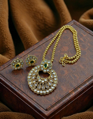 Traditional Pendant Set 0006