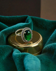 AD Zircons Ring 0022