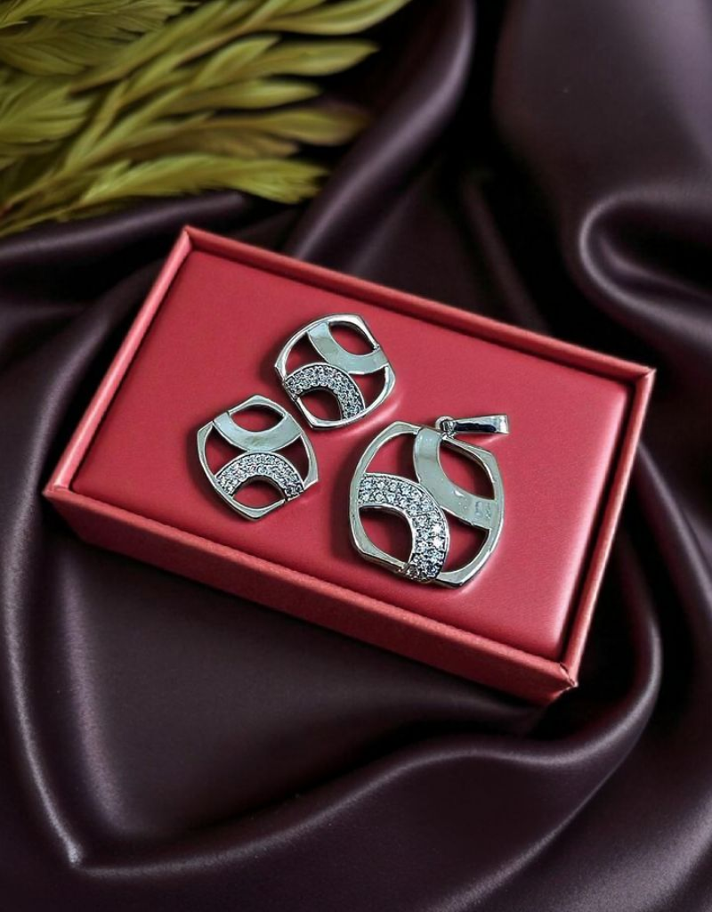 Other Pendant Set 0016