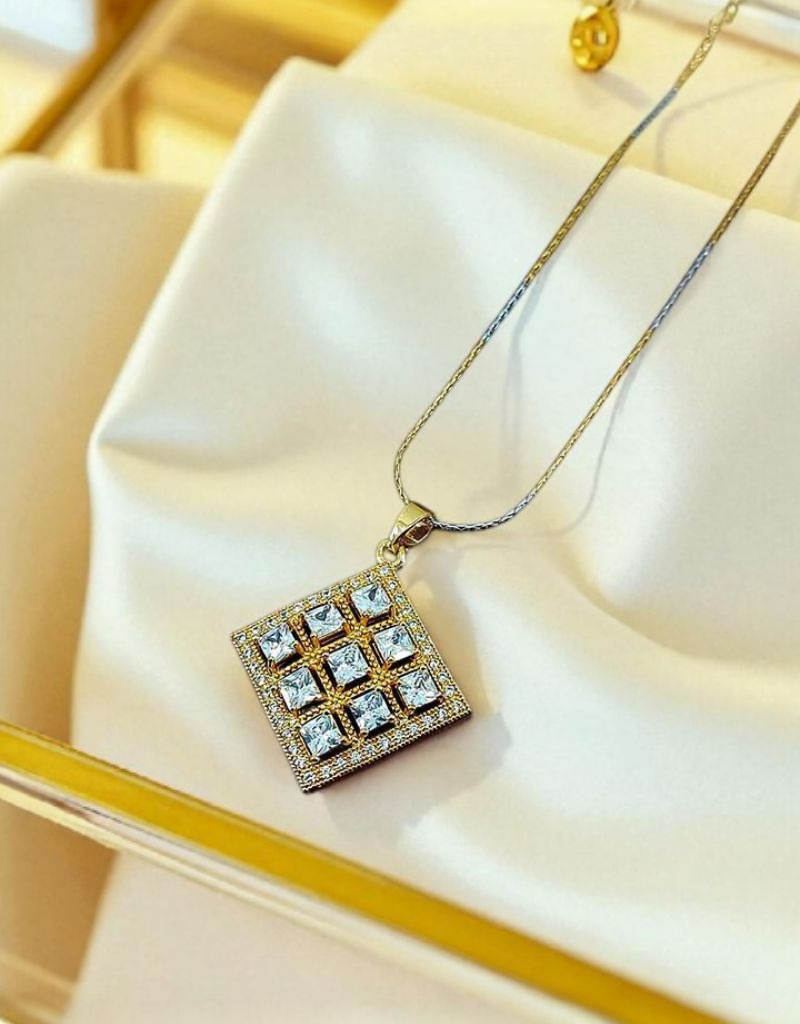 Pendant 0006