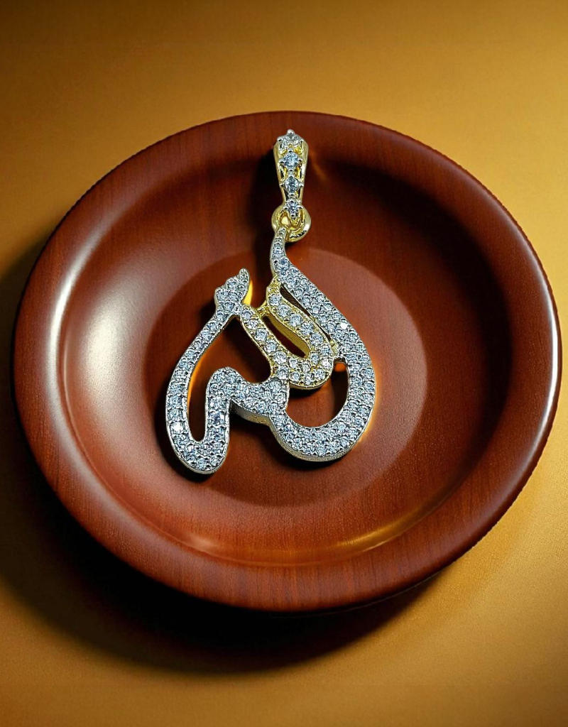 Calligraphic Pendant 0022