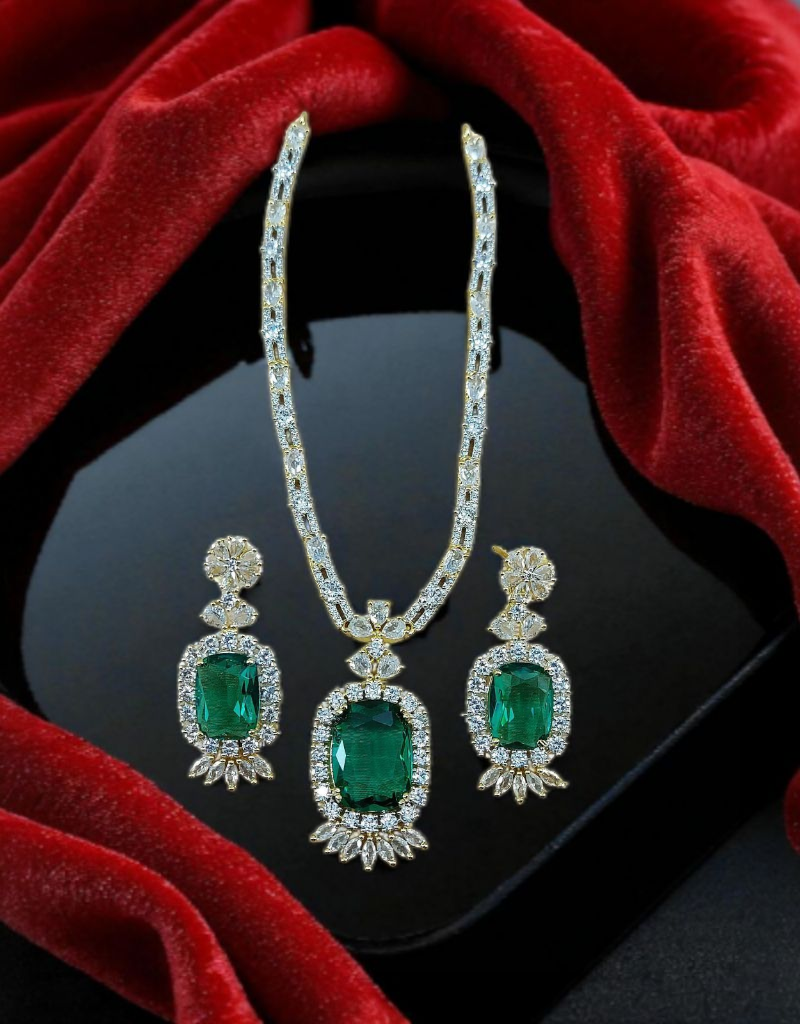 Zircons Necklace Set 0024