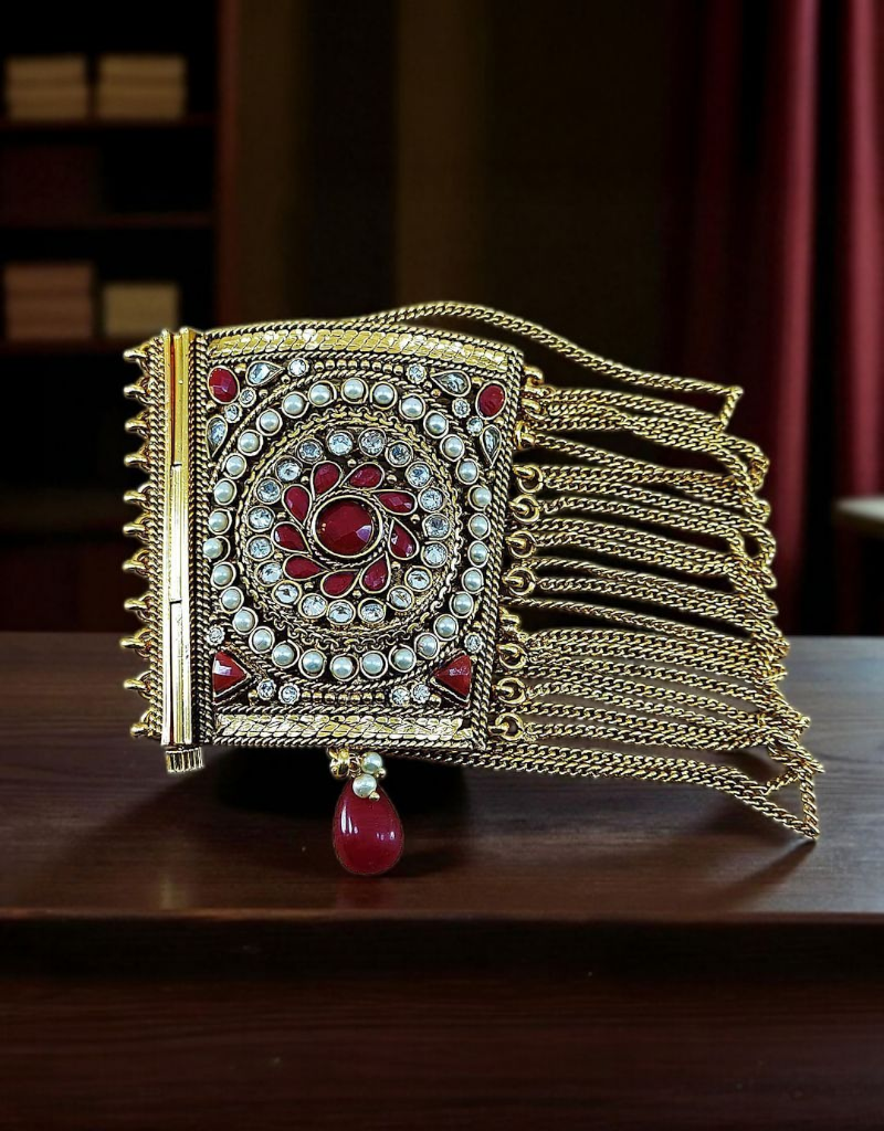 Traditional Bracelet 0002