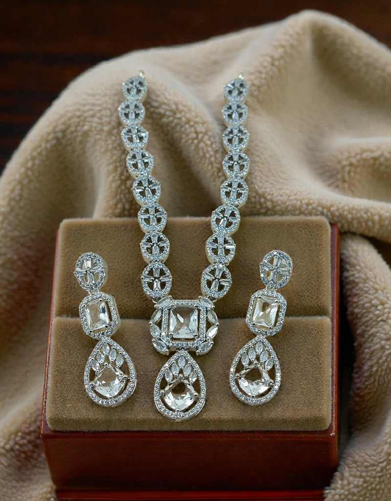 Zircons Necklace Set 0030