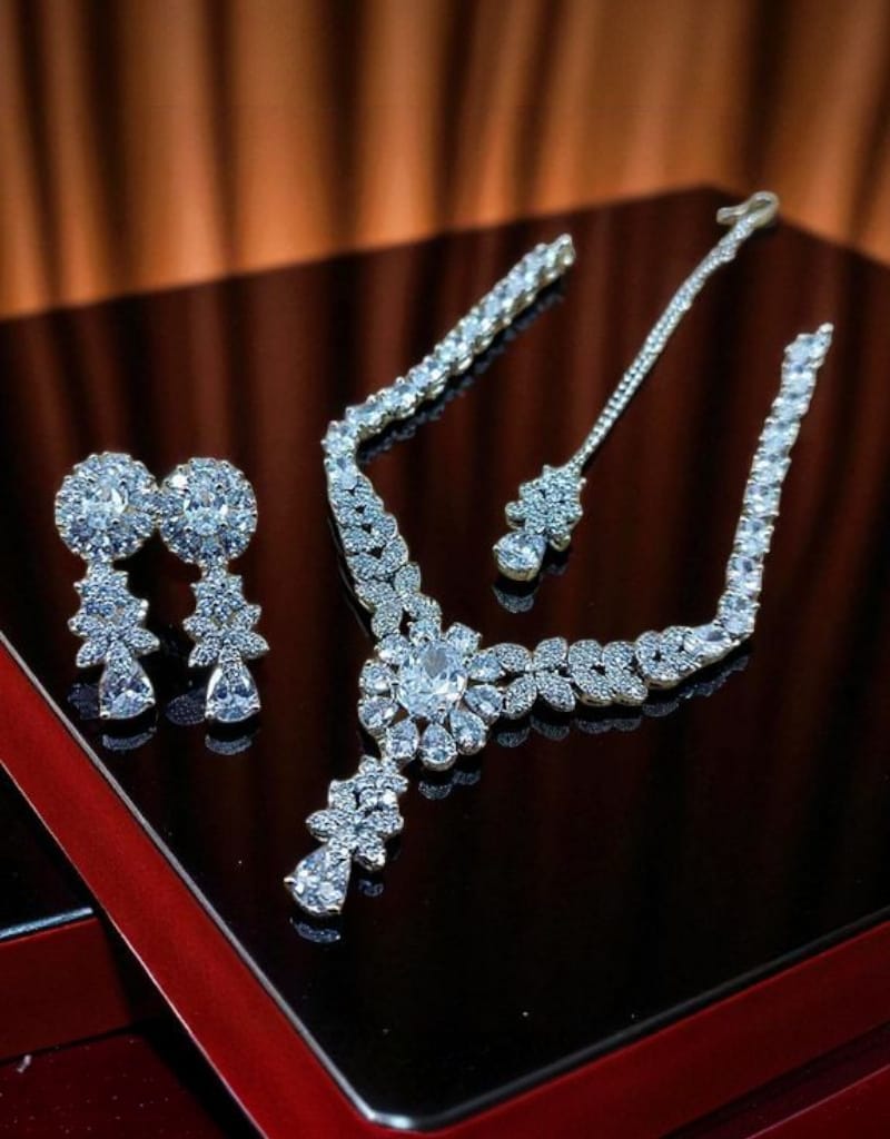 Zircons Necklace Set 0004