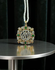 Calligraphic Pendant 0018