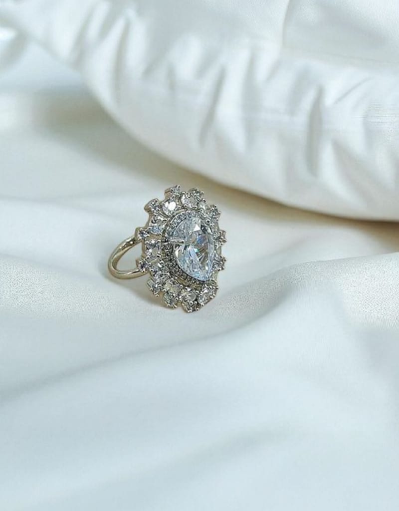 AD Zircons Ring 0016