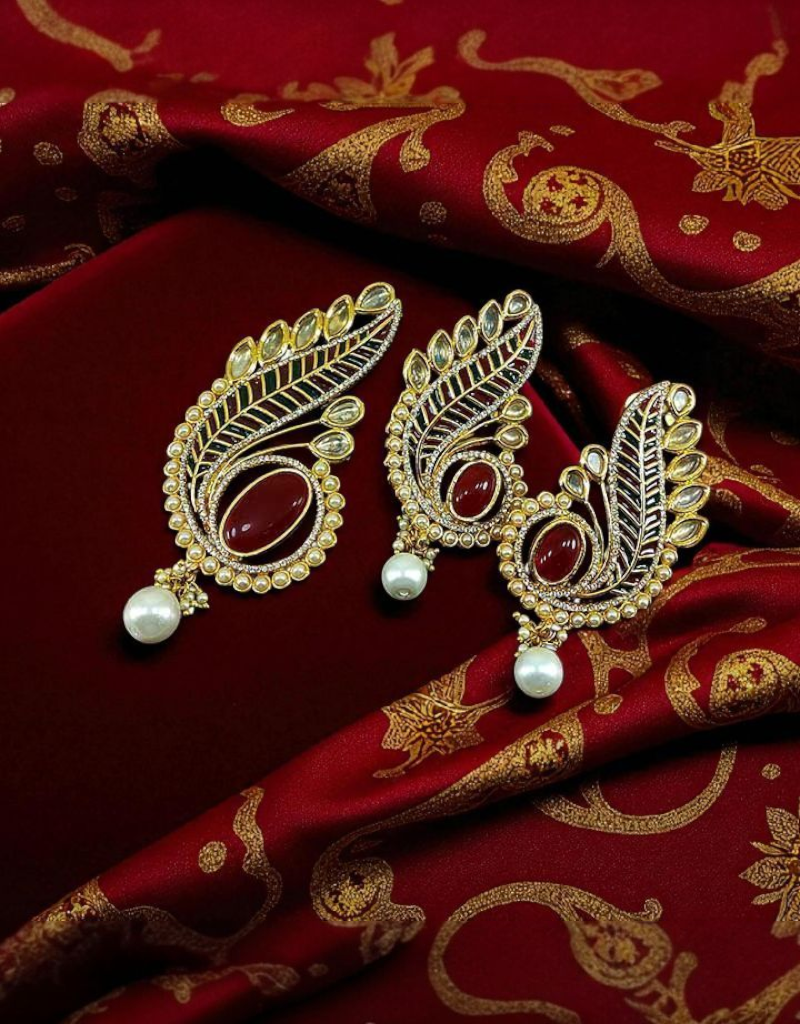 Traditional Pendant Set 0002