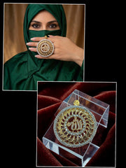Calligraphic Pendant 0026