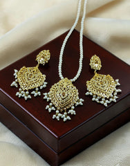 Traditional Pendant Set 0013