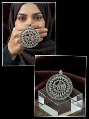 Calligraphic Pendant 0026