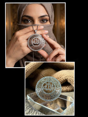 Calligraphic Pendant 0025