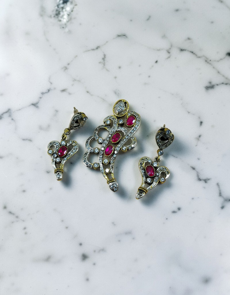 Zircons Pendant Set 0027